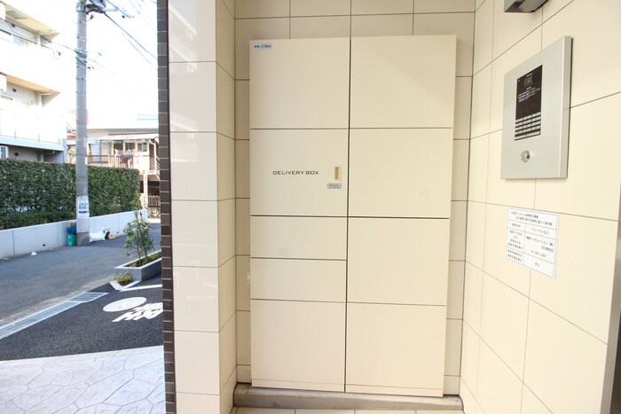 フローラ小石川の物件外観写真