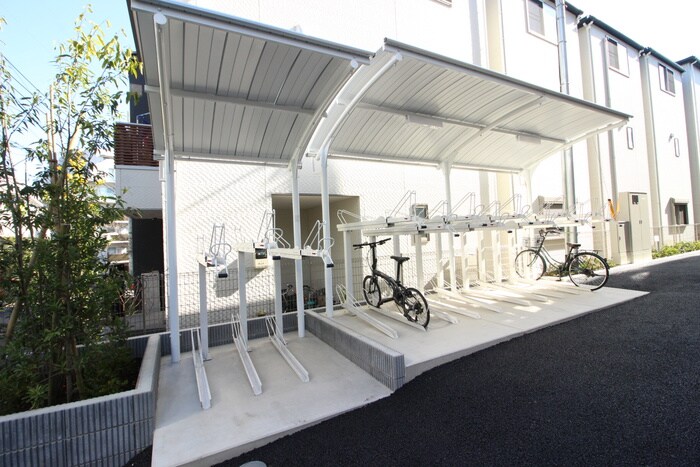 フローラ小石川の物件外観写真