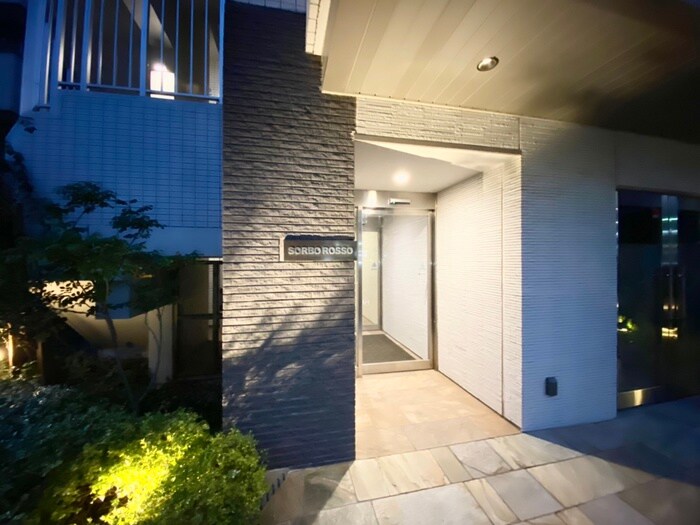 sorbo rossoの物件外観写真