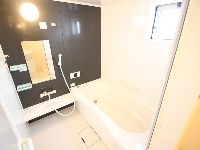 ジュネス中河原の物件内観写真