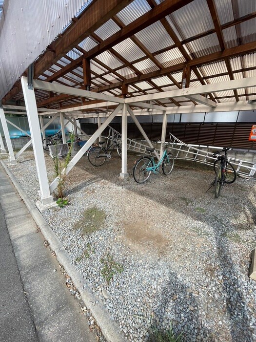 第2サンハウスの物件外観写真