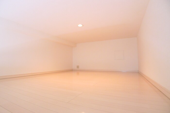 コンパ－トメントハウス検見川の物件内観写真