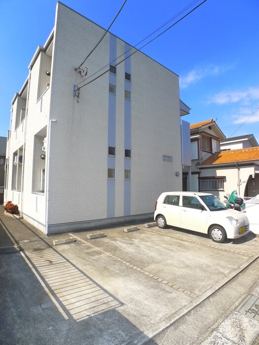 コンパ－トメントハウス検見川の物件外観写真