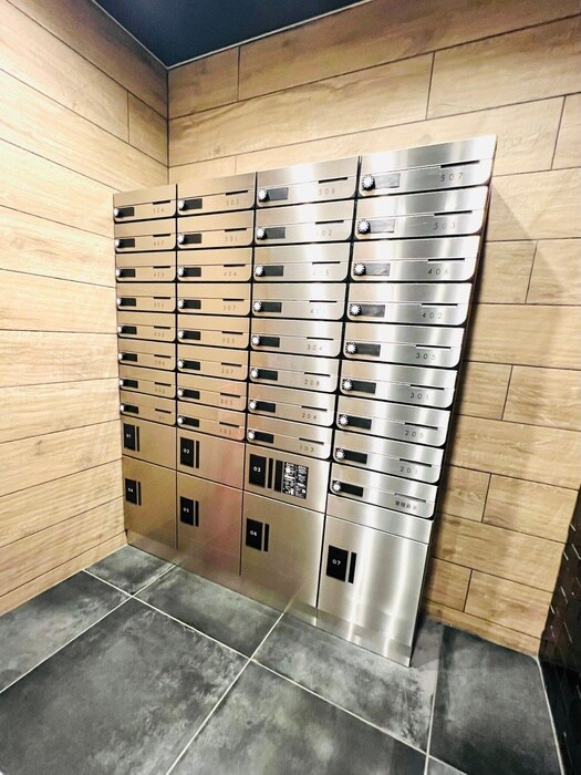 ArtizA葛西の物件外観写真