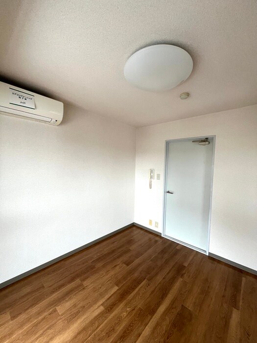 リゾーム中里Ⅲの物件内観写真