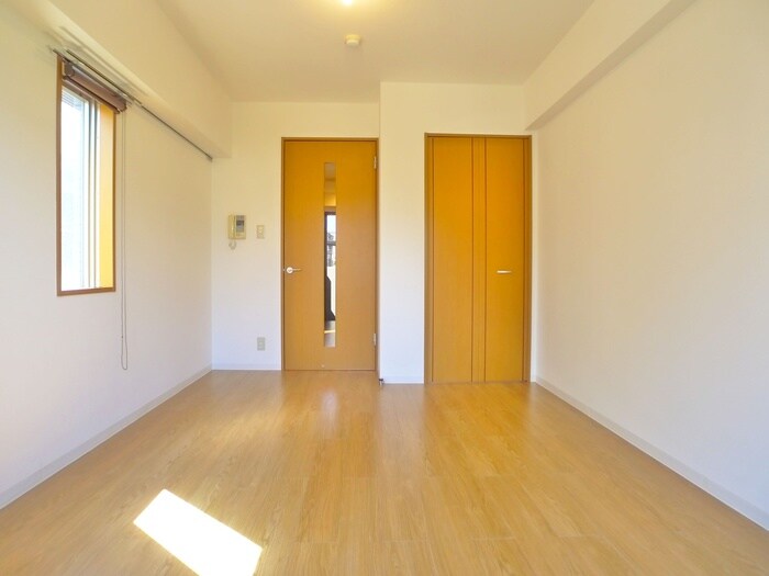 プライムアーバン行徳Ⅱの物件内観写真