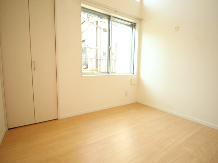 OVESTの物件内観写真