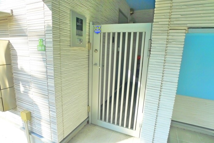 ｅｌｌｉｅ梅島の物件外観写真