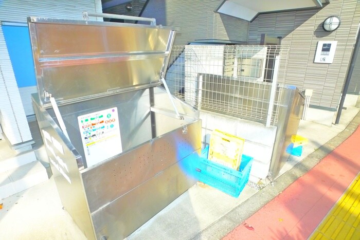 ｅｌｌｉｅ梅島の物件外観写真