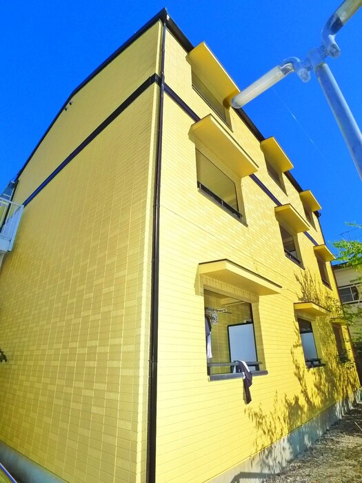 ロイヤルヒルアビコＢ棟の物件外観写真