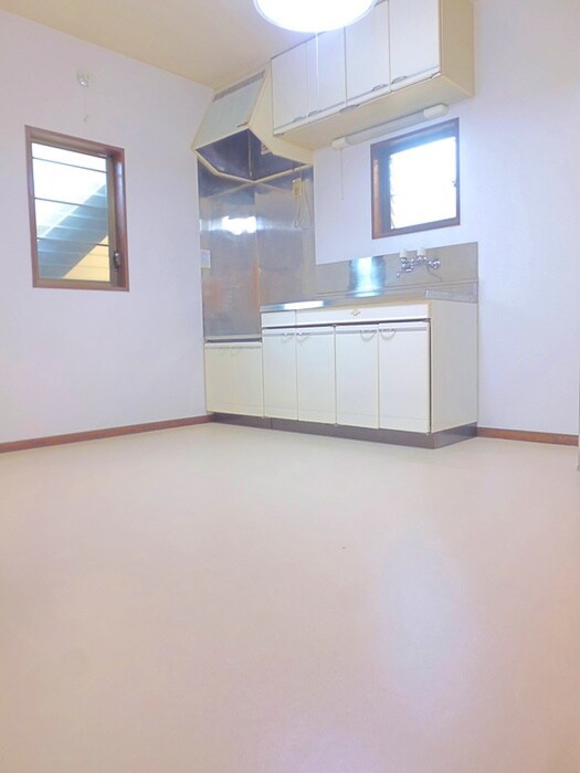 ヴィラホワイトの物件内観写真