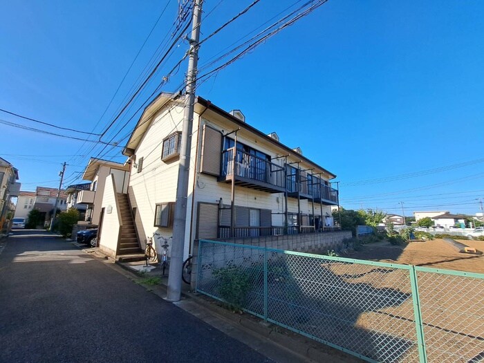 ヴィラホワイトの物件外観写真