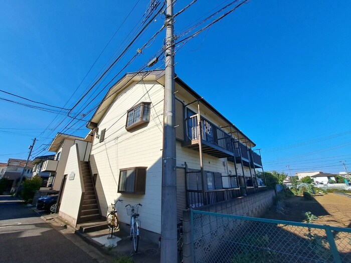 ヴィラホワイトの物件外観写真