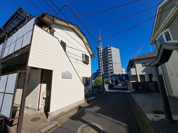 ヴィラホワイトの物件外観写真