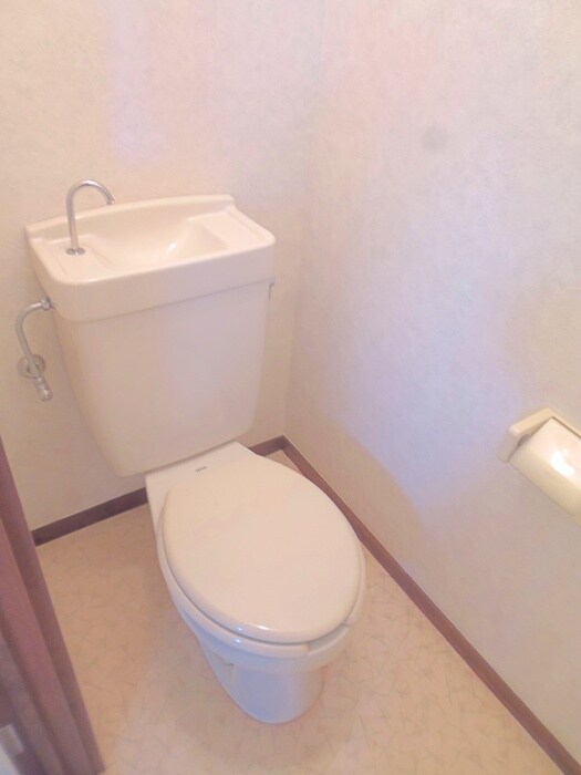 ヴィラホワイトの物件内観写真