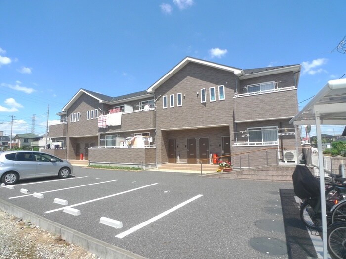 フォレストの物件外観写真