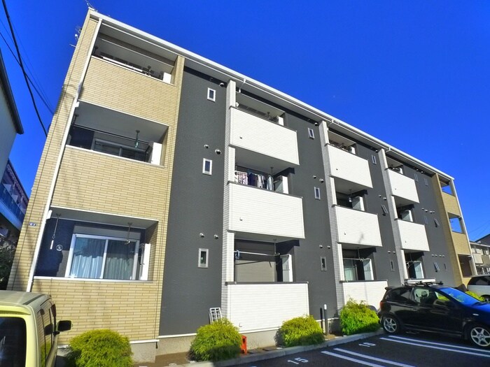 サンリット・オ－クⅣの物件外観写真