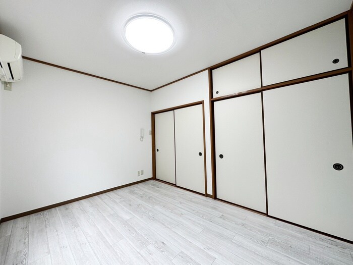 サンビレッジ春日の物件内観写真