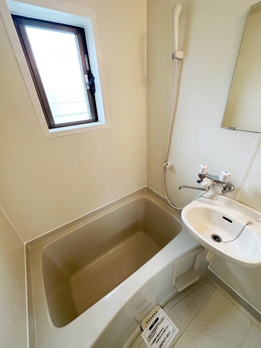 サンビレッジ春日の物件内観写真