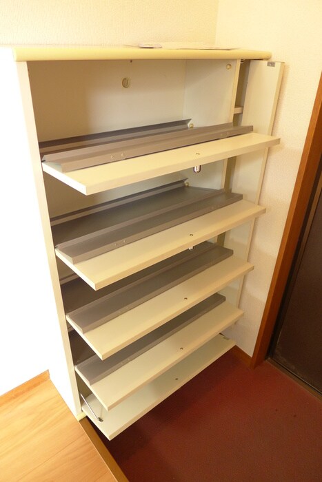 サンビレッジ春日の物件内観写真