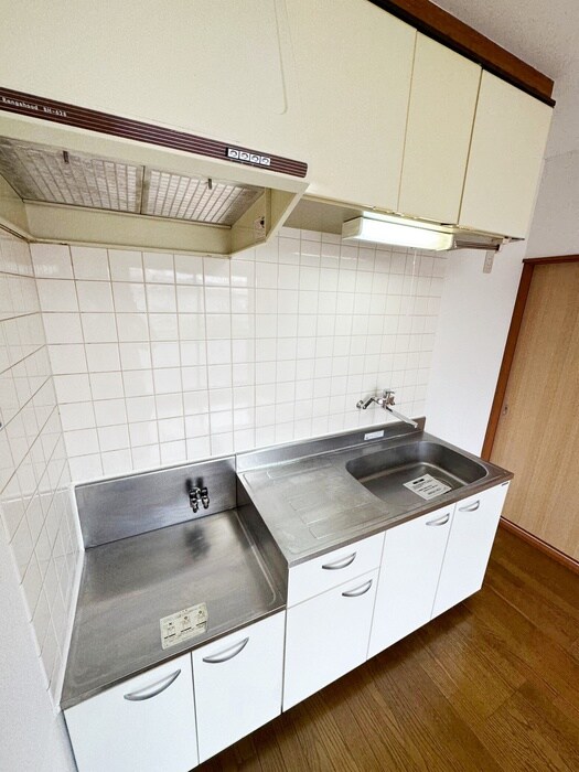 サンビレッジ春日の物件内観写真