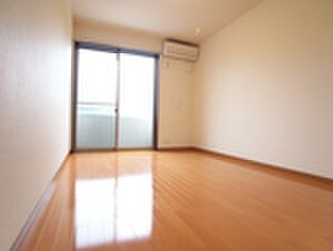 ﾘﾌﾞﾘ･ﾊﾟﾙｸﾙｰﾙの物件内観写真