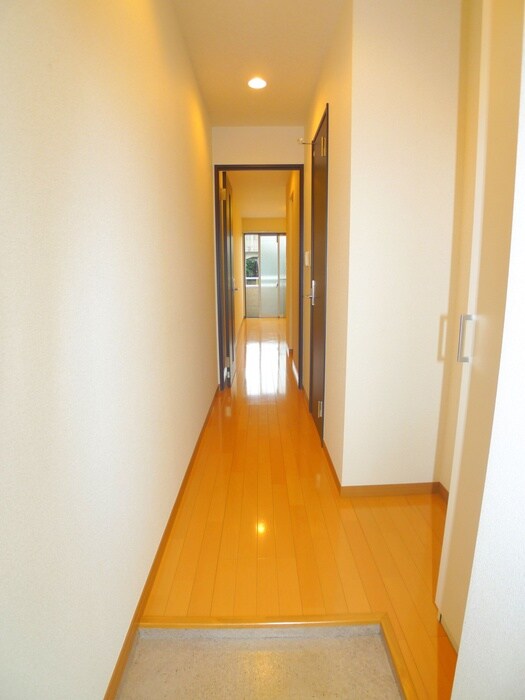 ﾘﾌﾞﾘ･ﾊﾟﾙｸﾙｰﾙの物件内観写真