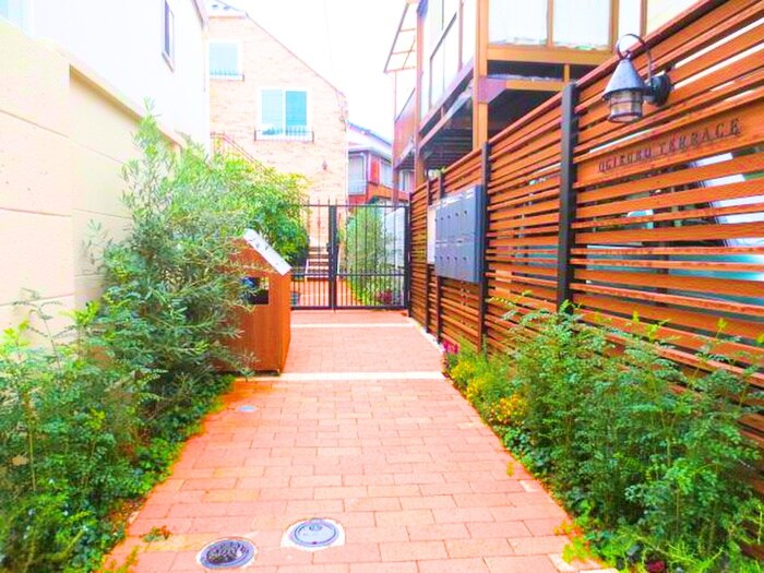 オギクボテラスの物件外観写真