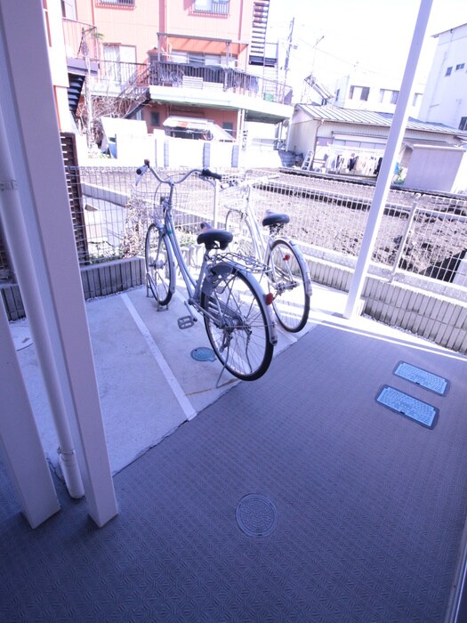 リブリ・アジール・リラの物件外観写真