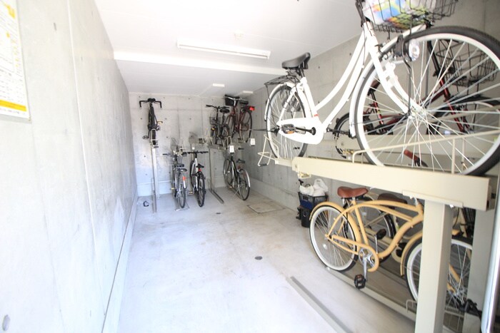 ＪＯＹ　ＣＵＢＥ三ツ沢の物件外観写真