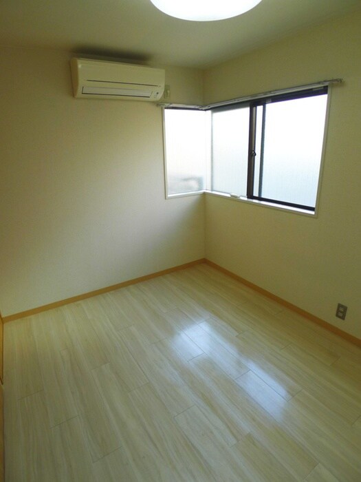 コ－ポアイランドの物件内観写真