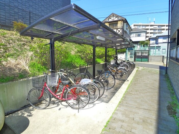 アンプル－ルフェ－ル豊四季Ⅱの物件外観写真