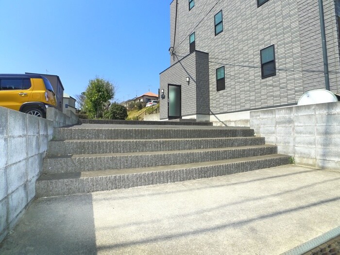 アンプル－ルフェ－ル豊四季Ⅱの物件外観写真