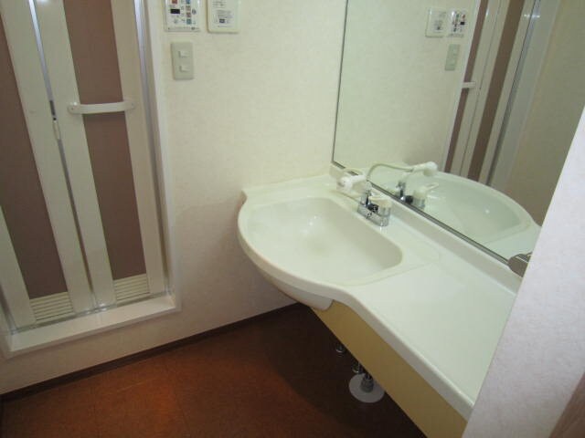 プリムロ－ズの物件内観写真