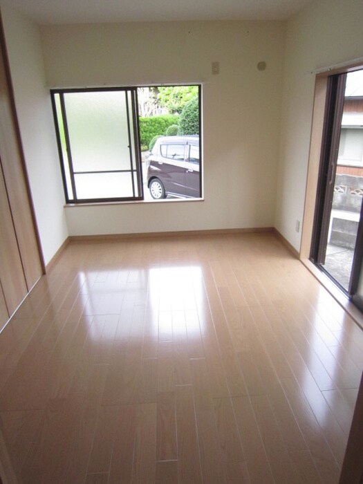 新川荘の物件内観写真