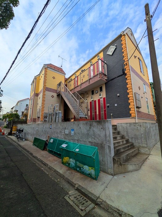 ユナイト石川町アッシュフォードの物件外観写真