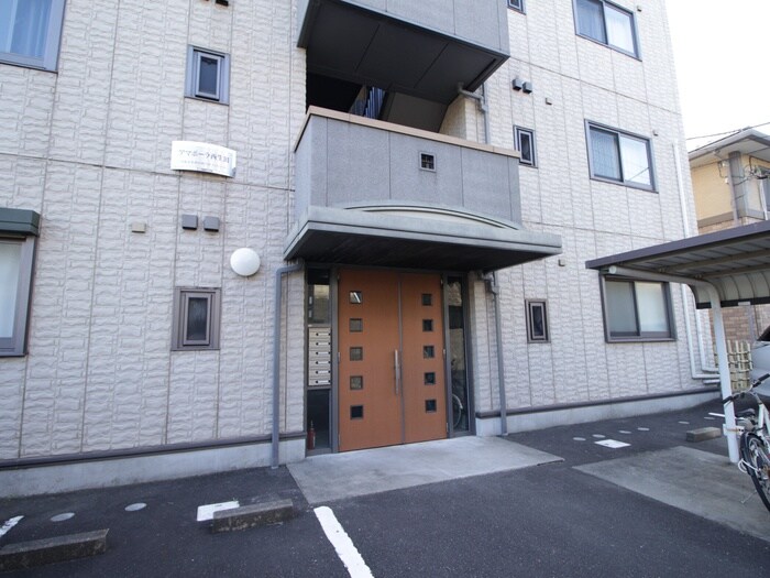 アマポ－ラ西生田の物件外観写真