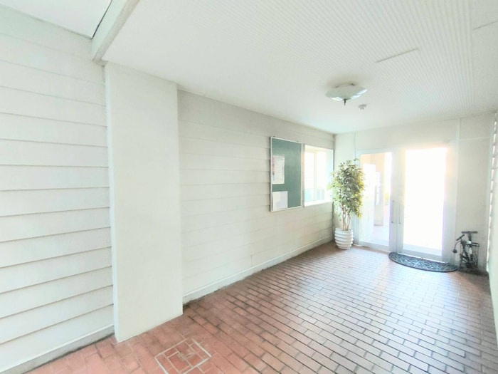 オレンジハウス三ツ沢の物件外観写真