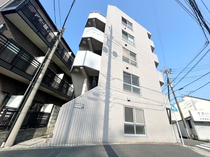 アクセスマスダの物件外観写真