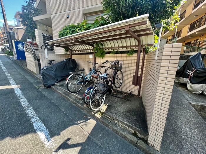 サンドルフ多摩の物件外観写真