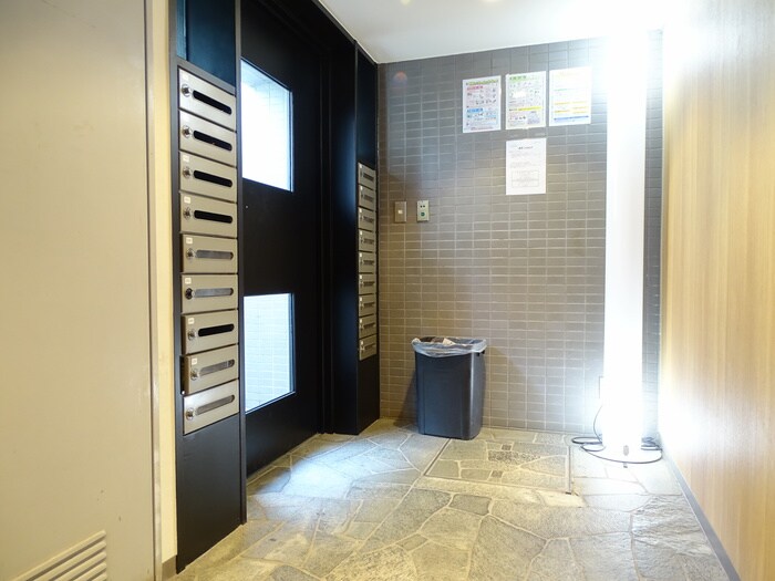 ヒルサイド初台の物件外観写真