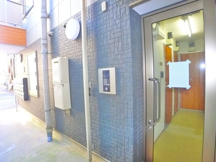 アルファ柴又の物件外観写真