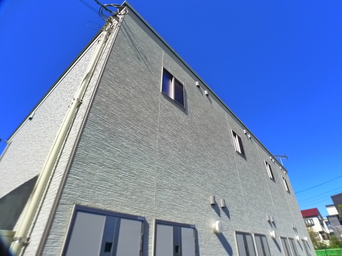 エフプレスト西新井本町の物件外観写真