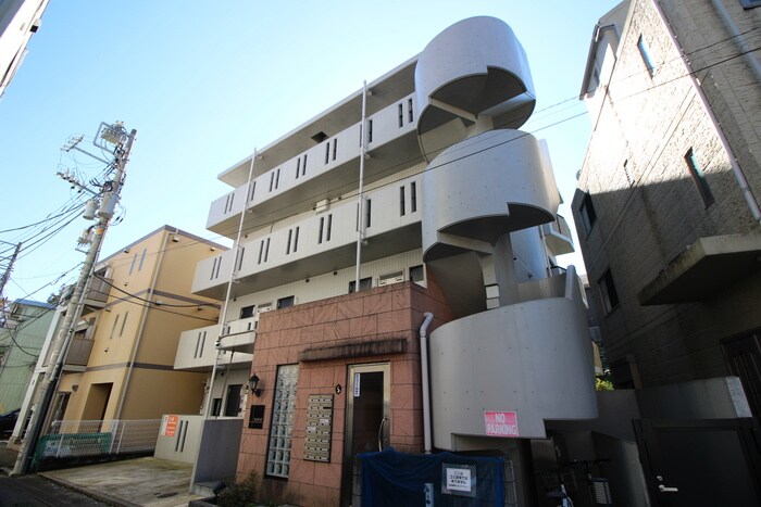 フォンテーヌの物件外観写真