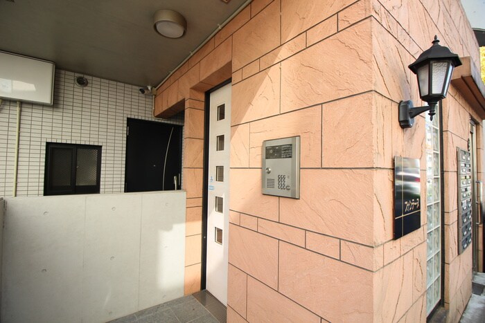 フォンテーヌの物件外観写真