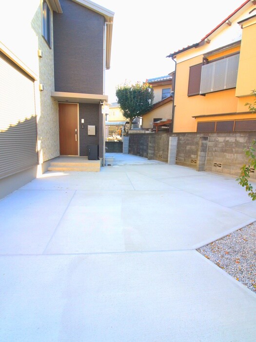 LA　STELLAの物件外観写真