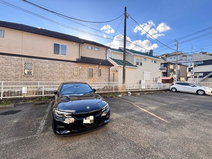 ドミ－ルＦの物件外観写真