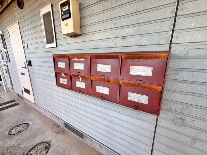 ドミ－ルＦの物件外観写真