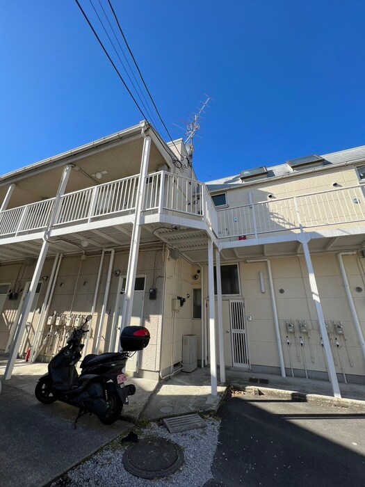 ヴィラ本厚木の物件外観写真