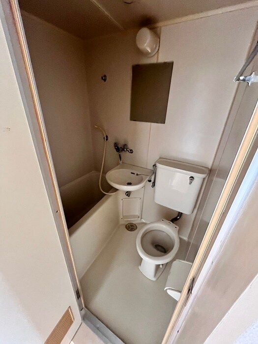 ヴィラ本厚木の物件内観写真